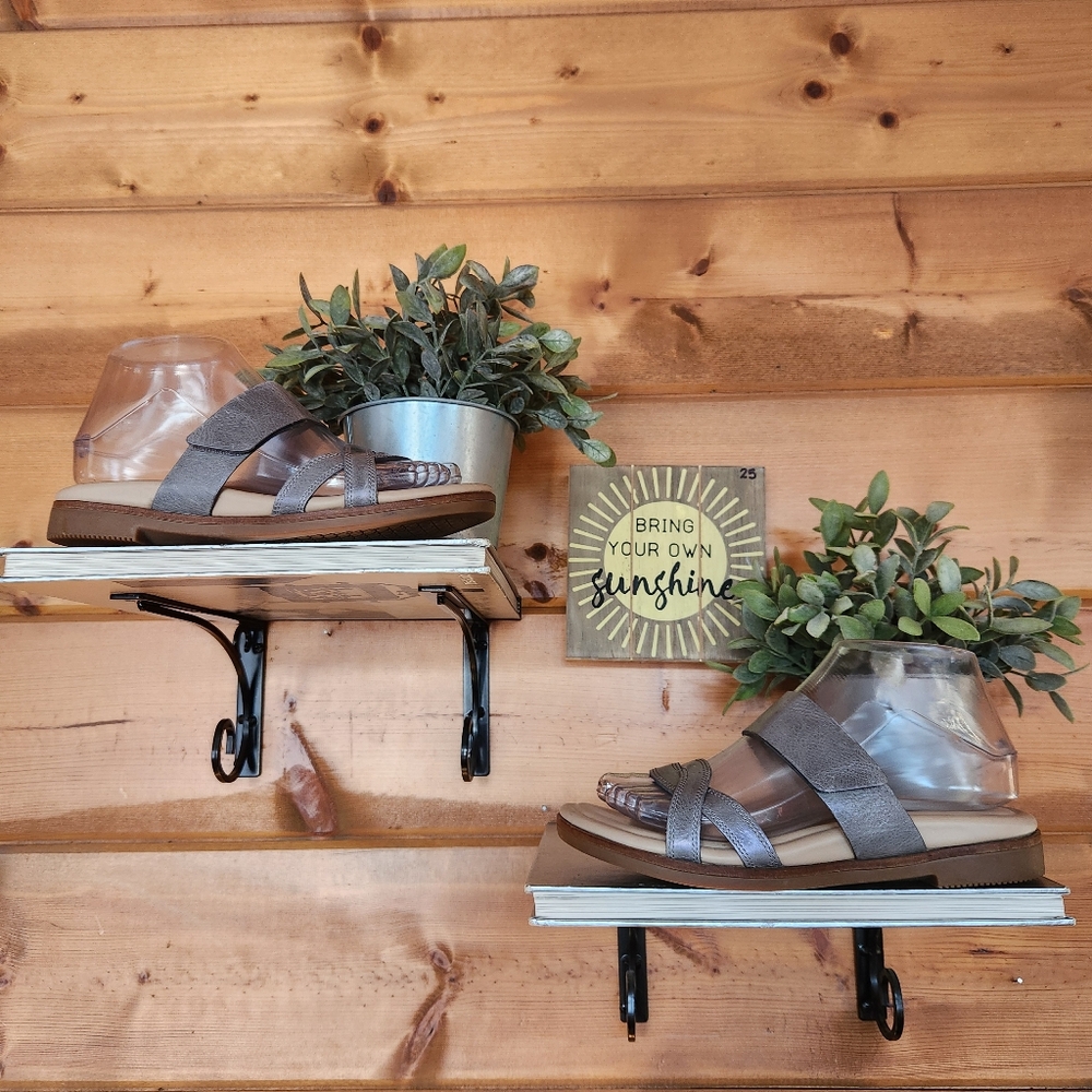 Abeo Kyla‎ Sandals Slide On Silver Leather Adjustable Arch Support Size 6.5